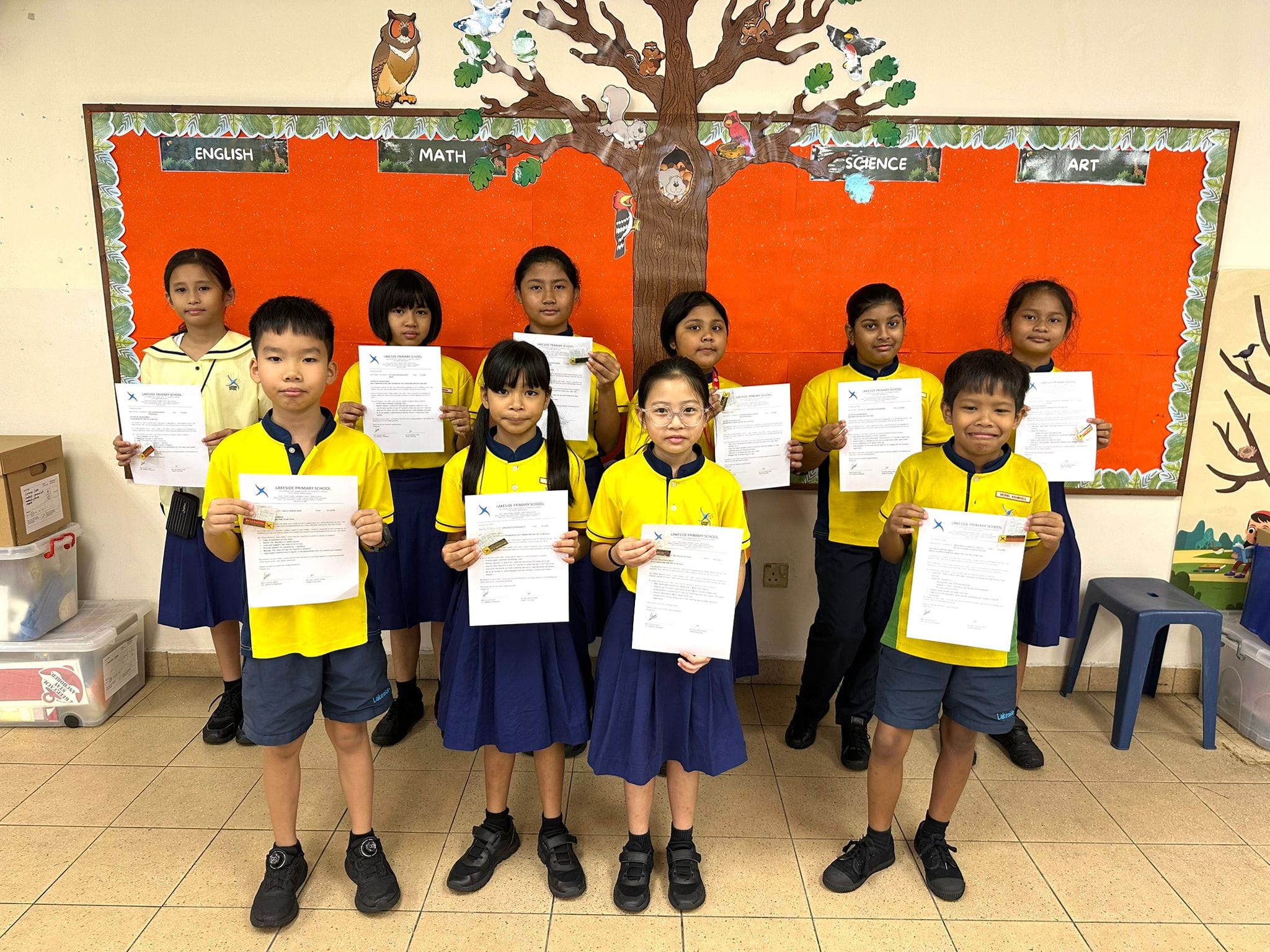 Newly appointed Class EXCO members pose for a group photo with their certificates of appointment